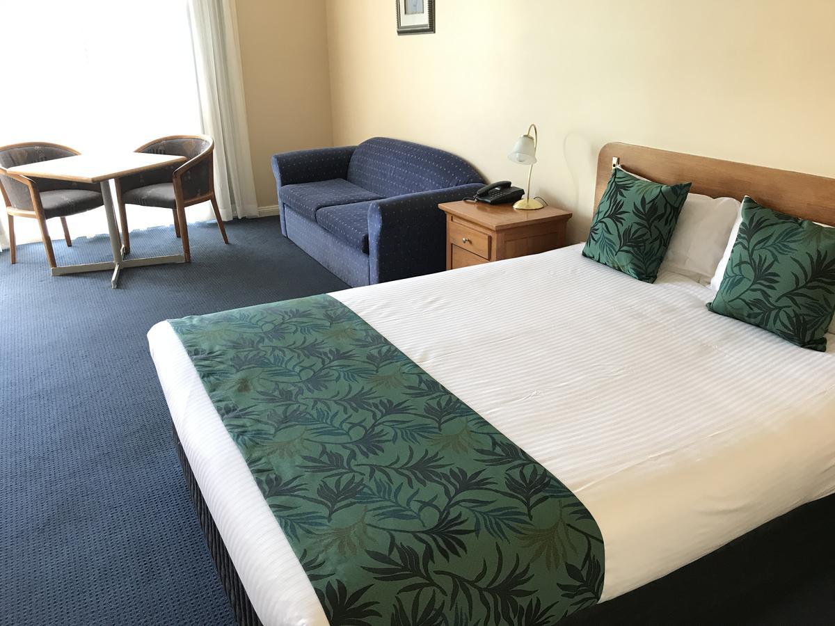 Cascades Motor Inn Dubbo Esterno foto