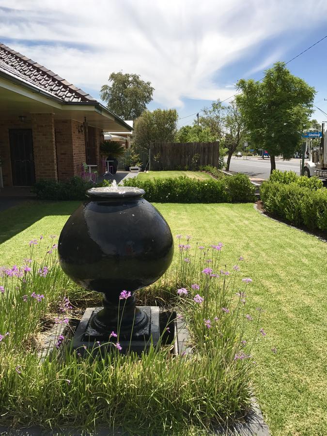Cascades Motor Inn Dubbo Esterno foto